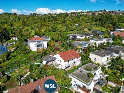 Hauptbild Esslingen-Hegensberg. Stattliches Haus mit 3 separaten Wohneinheiten und 2 Garagen in Aussichtslage.
